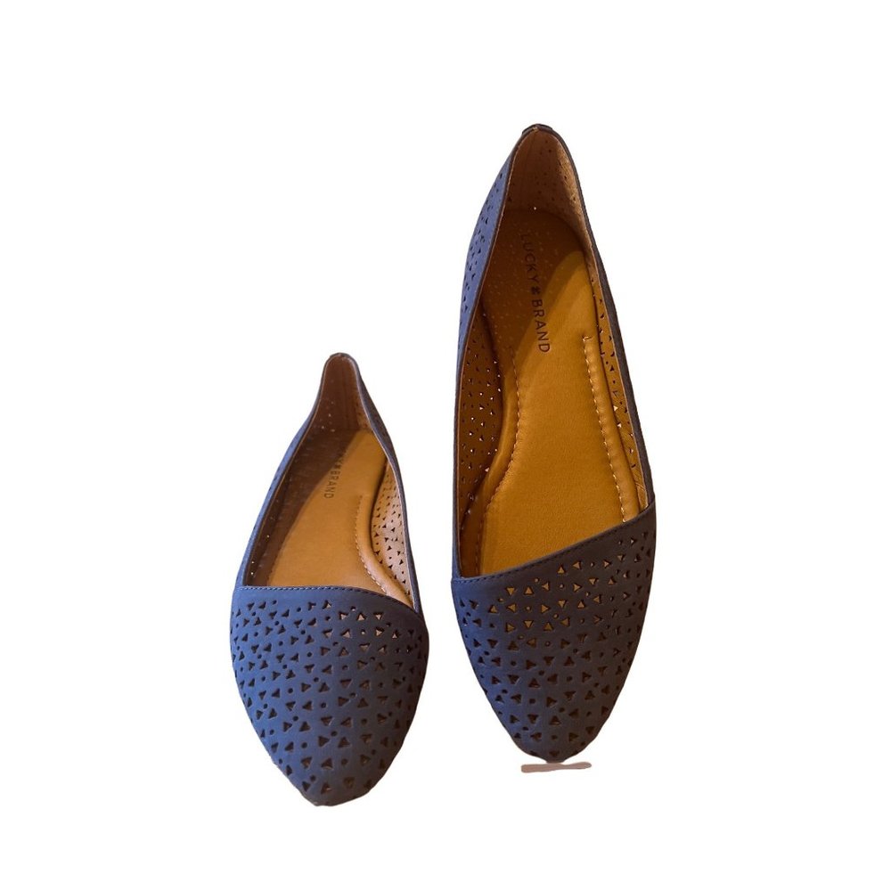 Lucky Brand 7.5M Blue Round Pointy Toe Flats